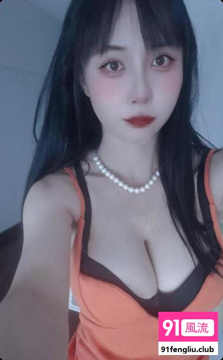 蜀山制服大奶妹